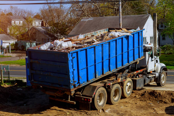 Best Junk Hauling Services  in Saltillo, MS